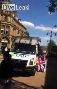Anglia_ Letartóztatás a nemzeti zászló miatt