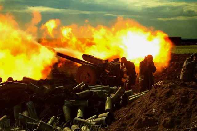 A mai háborúk lelkisége - A képen - Civil célpontokat ágyúzó ukrán tüzérség